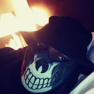 Meet your Posher, Julius